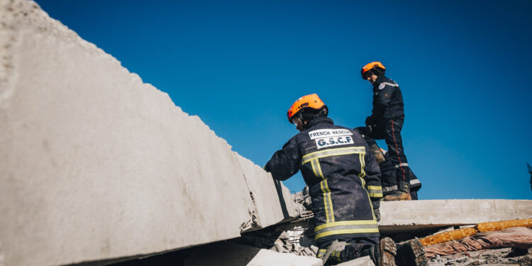 séisme / changement climatique / catastrophe