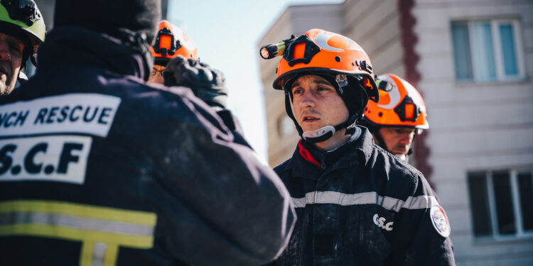 Pompier humanitaire mission