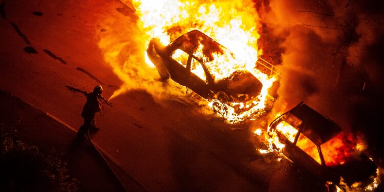 Les pompiers humanitaires du GSCF apportent leur soutien à leurs homologues sapeurs-pompiers