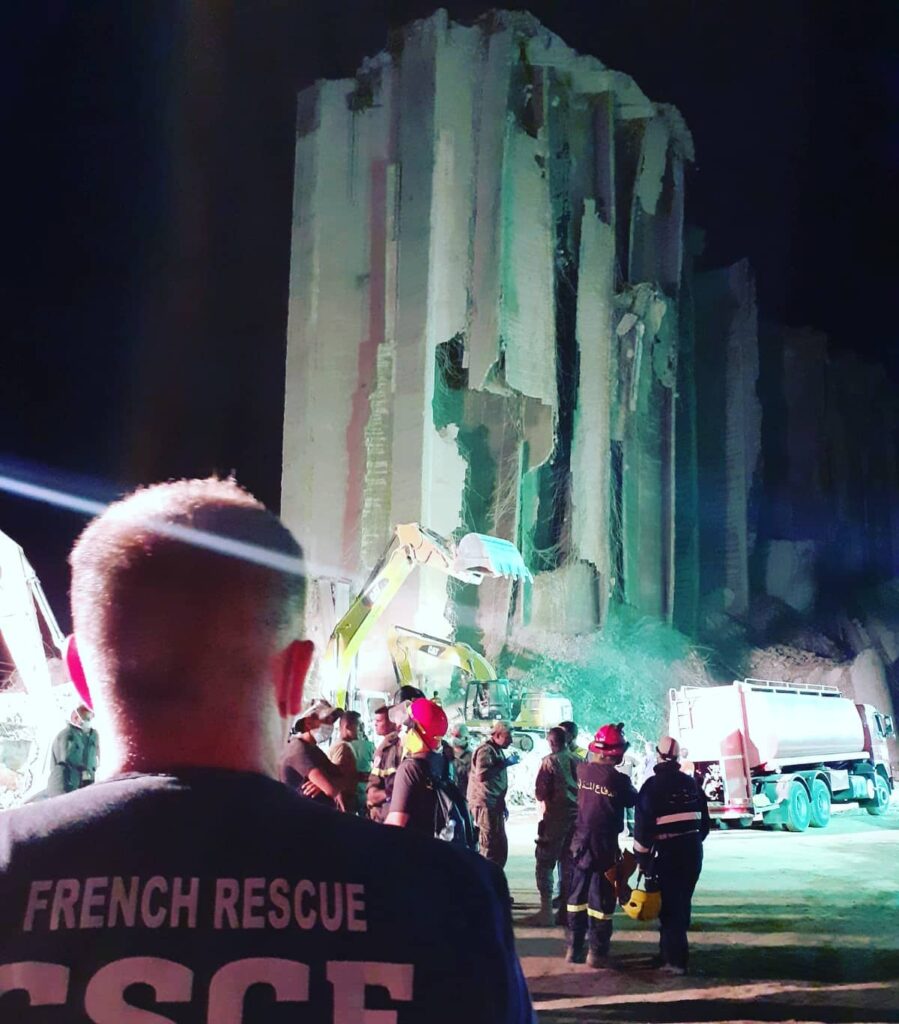 Valeurs et Déontologie / pompiers humanitaires / pompiers de France