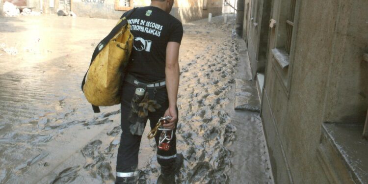 Prague / inondations / crue