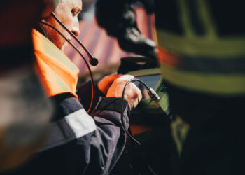 Séisme / équipements de pointe / recherche et sauvetage