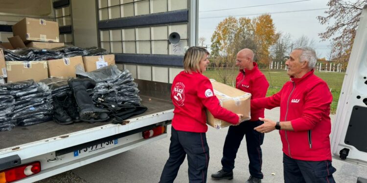 Apport de Matériel en Ukraine