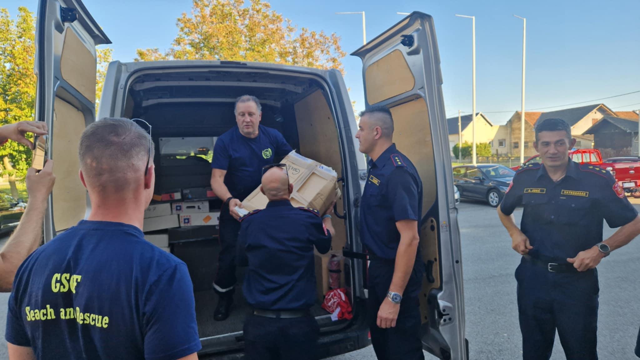 Pompiers croates en intervention, soutien matériel GSCF