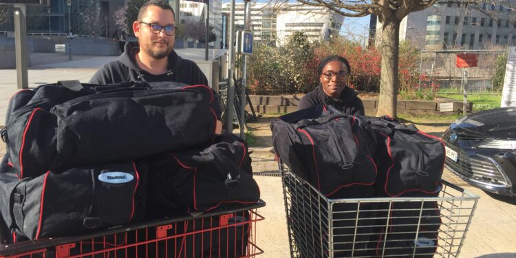 Solidarité : 60 kits de survie remis pour soutenir les personnes à la rue