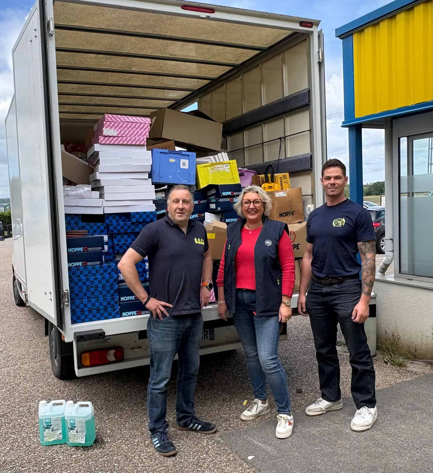 Don de matériel de la société SETIN aux pompiers humanitaires du GSCF